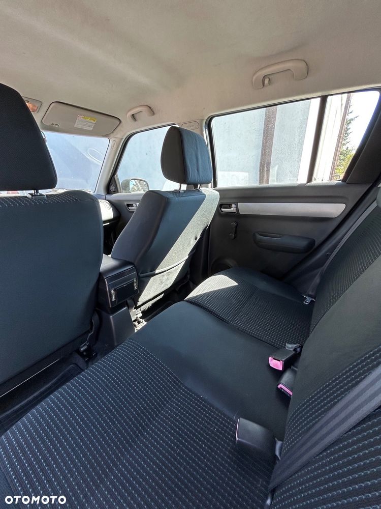 Suzuki Swift - 14