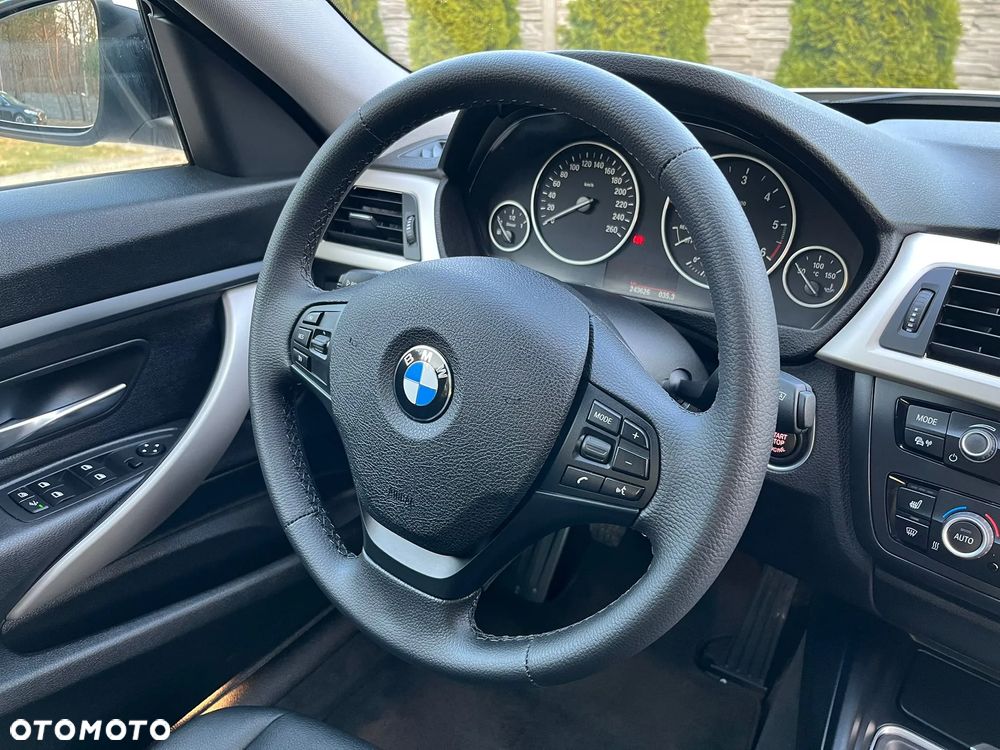 BMW 3GT 318d Modern Line - 33