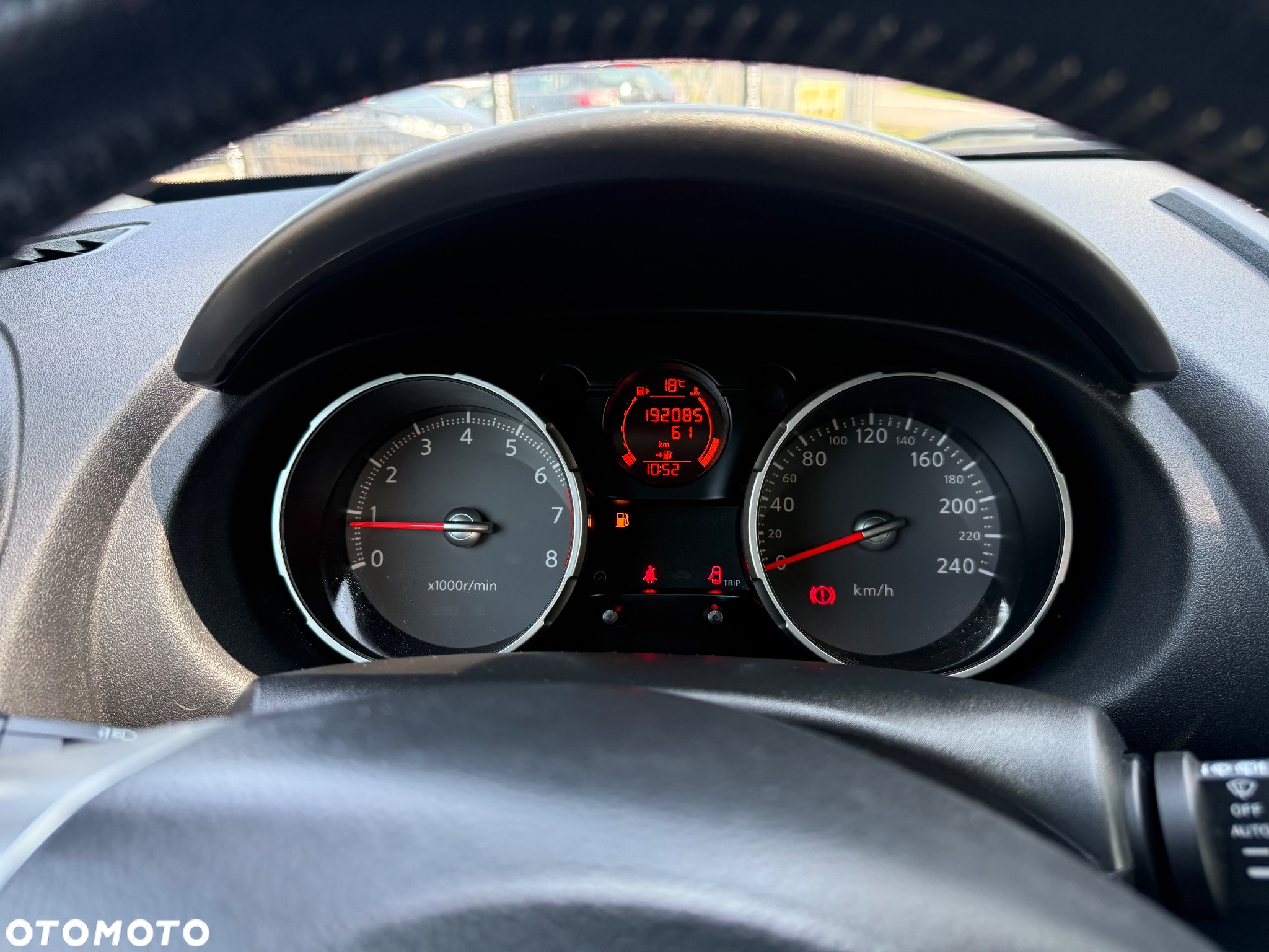 Nissan Qashqai - 25