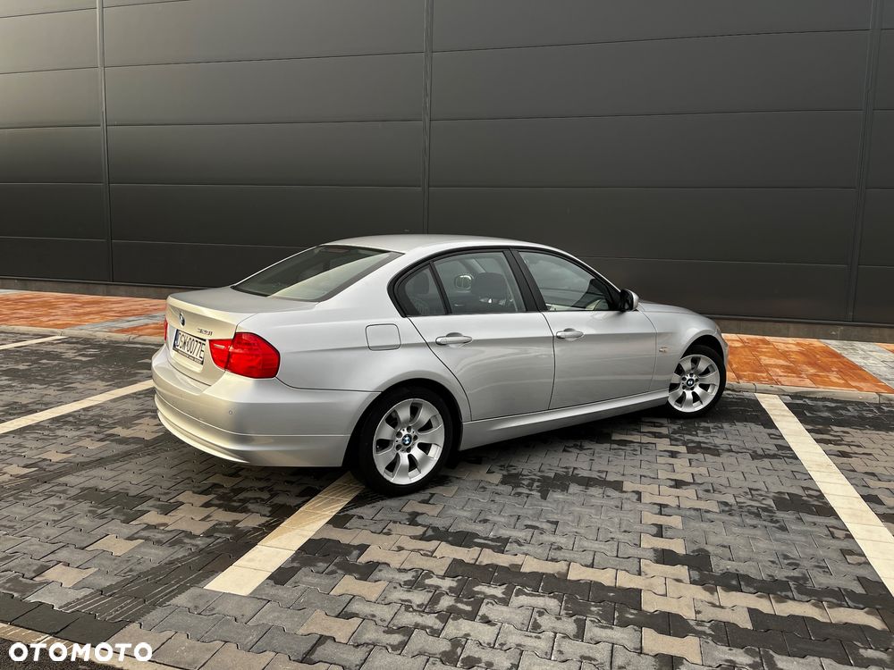 BMW Seria 3 320i Edition Lifestyle - 8