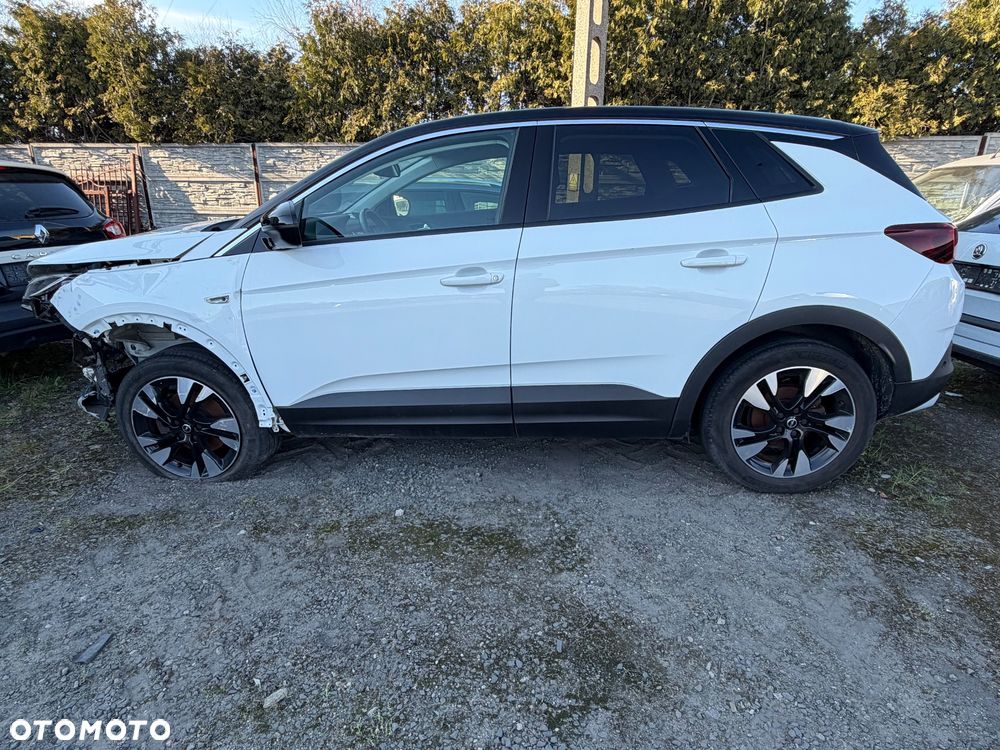 Opel Grandland X 1.2 Start/Stop Business INNOVATION - 6