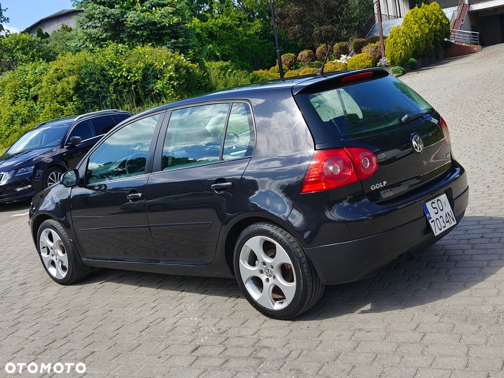 Volkswagen Golf 1.6 TDI Comfortline - 32