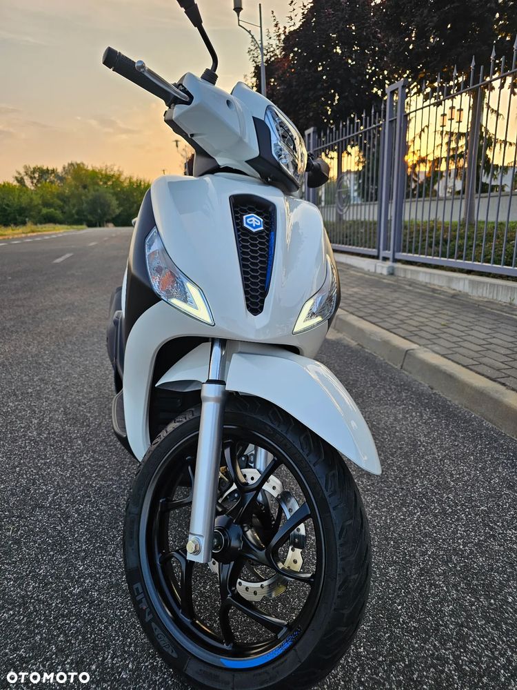 Piaggio Medley - 11
