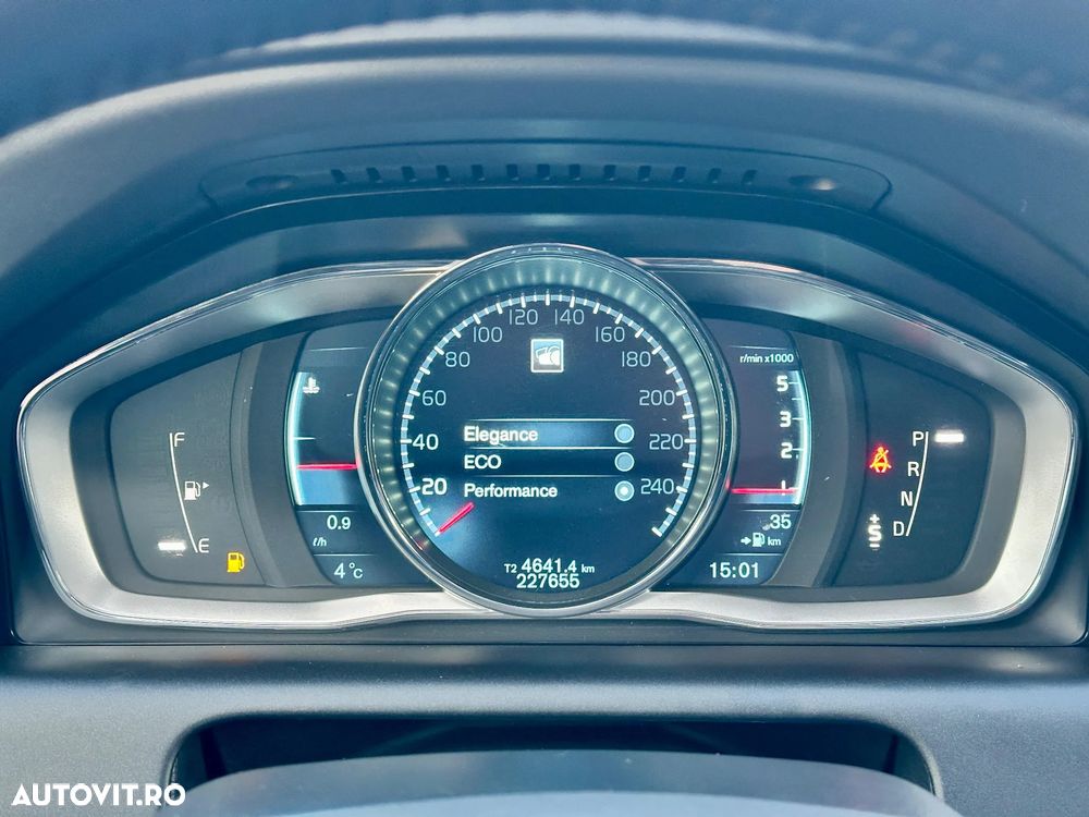 Volvo XC 60 D4 Geartronic Ocean Race - 38