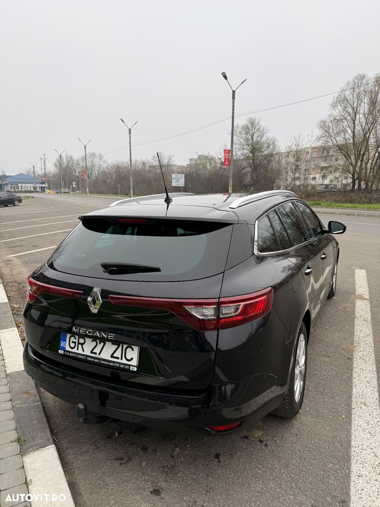 Renault Megane - 5
