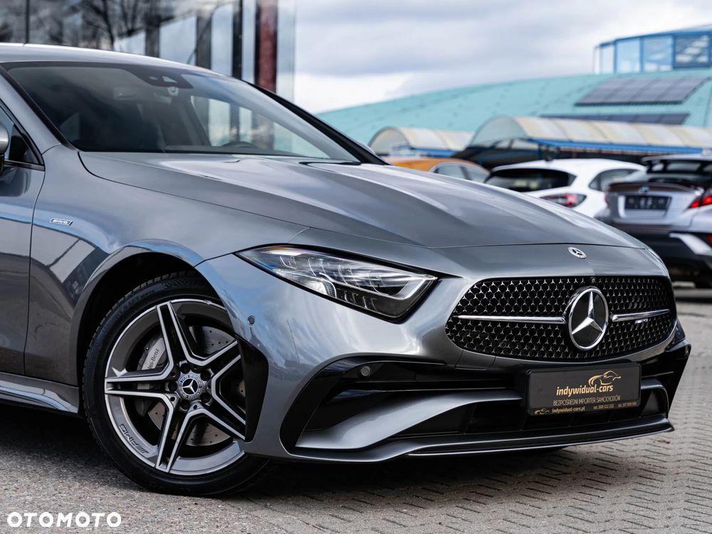 Mercedes-Benz CLS 300 d 4Matic 9G-TRONIC AMG Line - 10