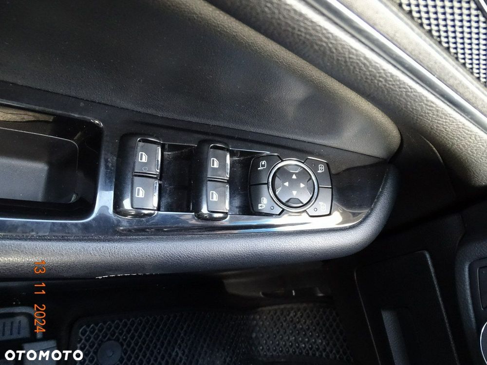 Ford Edge - 11