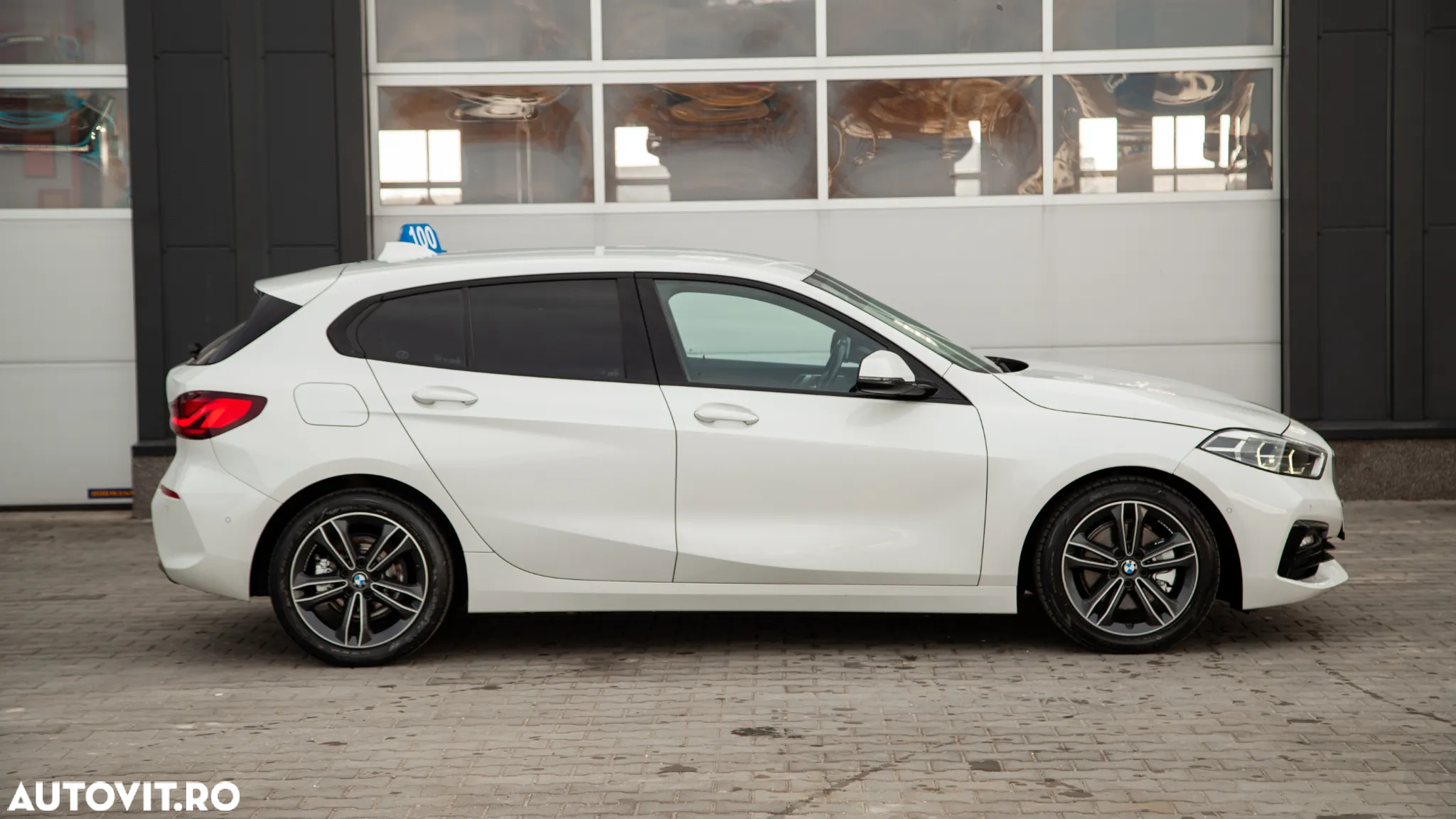 BMW Seria 1 116d Aut. Sport Line - 9