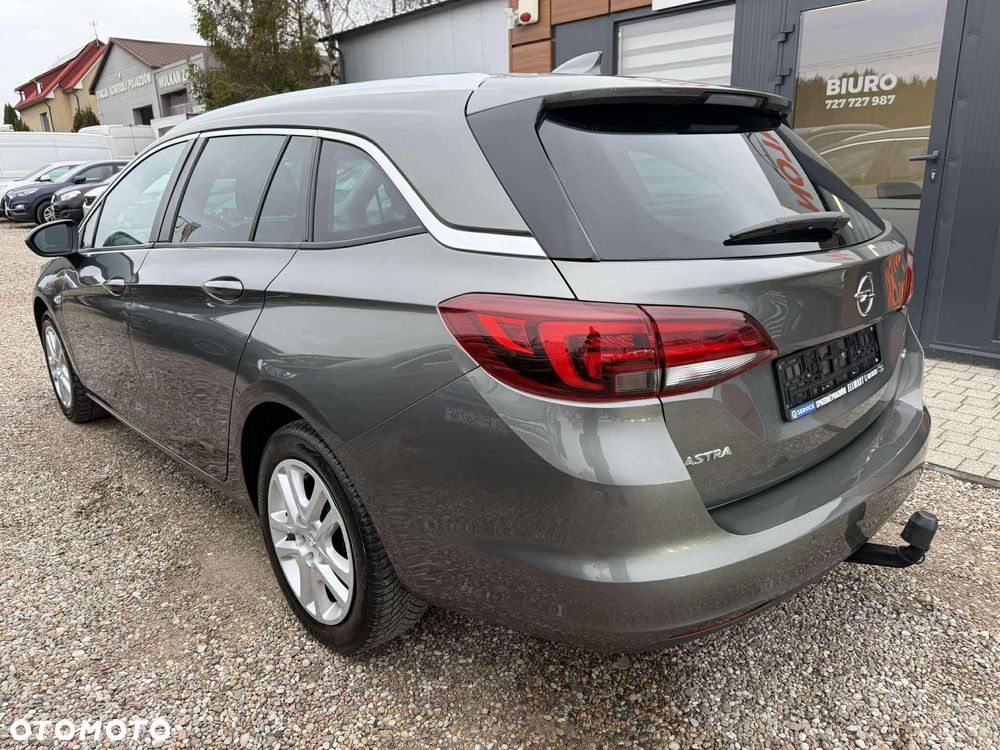 Opel Astra 1.6 CDTI Cosmo - 3