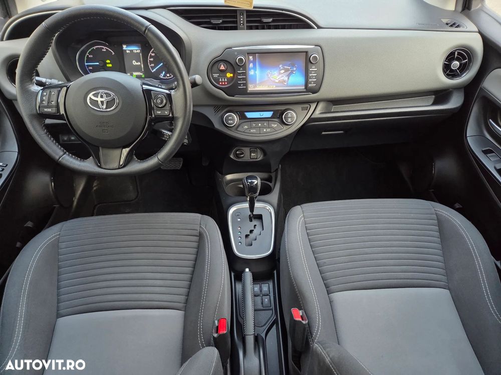 Toyota Yaris 1.5 VVT-i HSD Active - 7