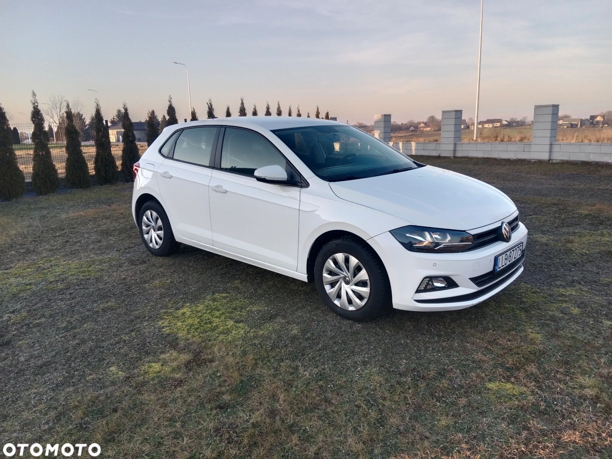 Volkswagen Polo 1.0 TSI Comfortline - 1