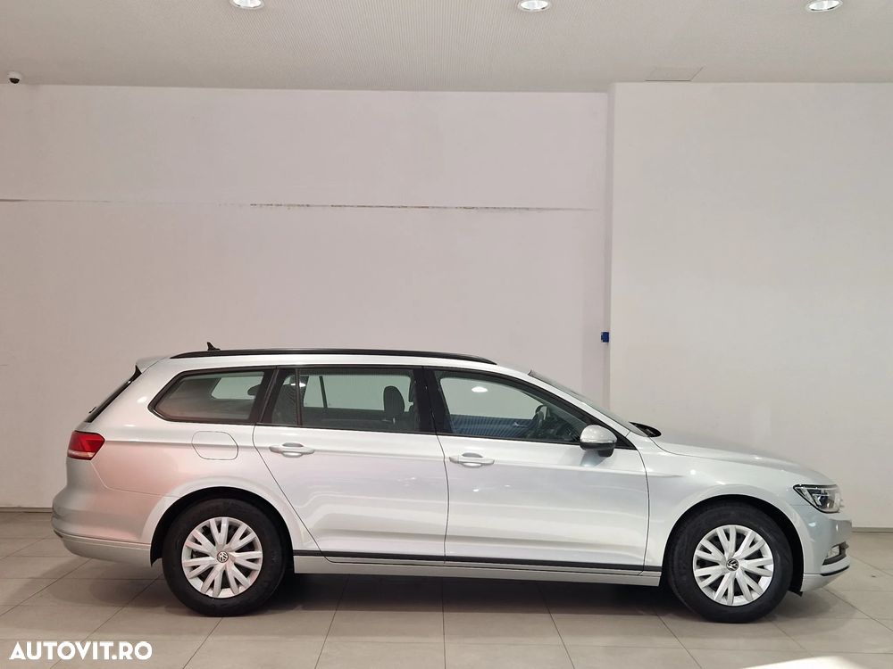 Volkswagen Passat Variant 2.0 TDI SCR DSG - 6