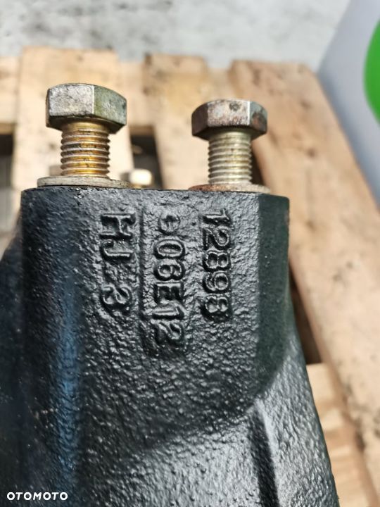 CAT TH 336 {Zwrotnica 12898 Carraro} - 4