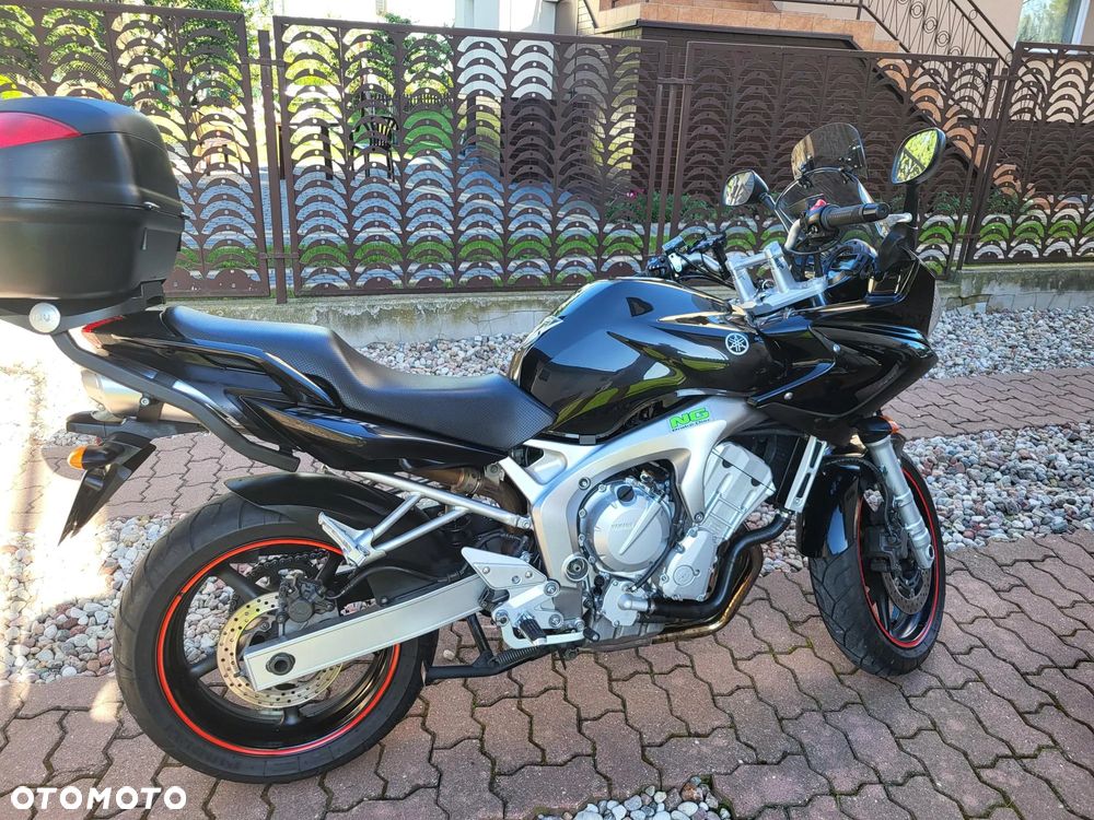 Yamaha FZ6 - 2