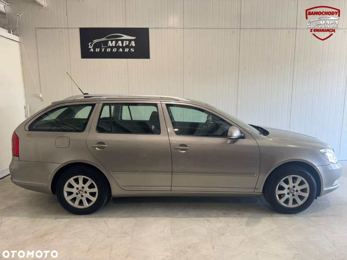 Skoda Octavia 1.4 TSI Ambiente DSG - 10