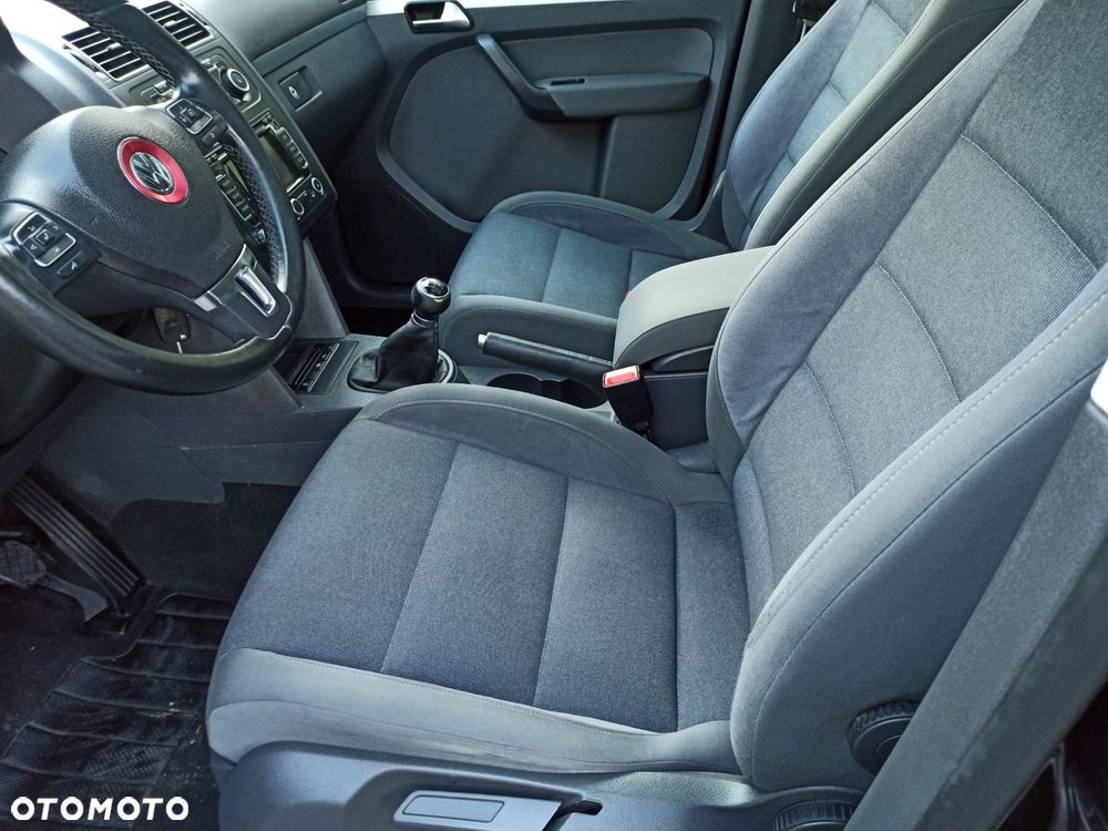 Volkswagen Touran 1.6 TDI DPF BlueMotion Technology STYLE - 14
