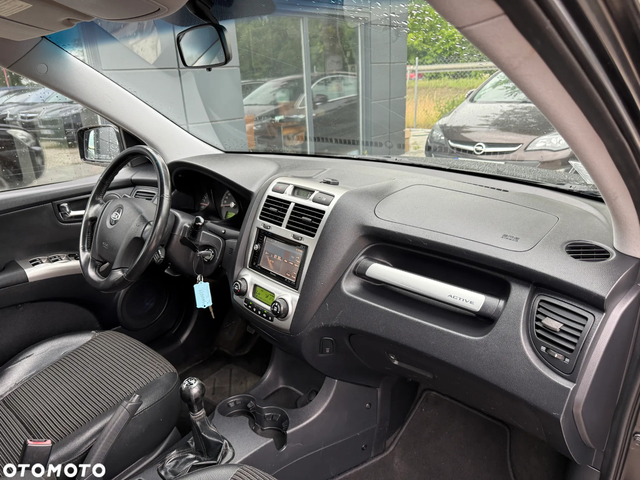 Kia Sportage 2.0 Expedition - 25