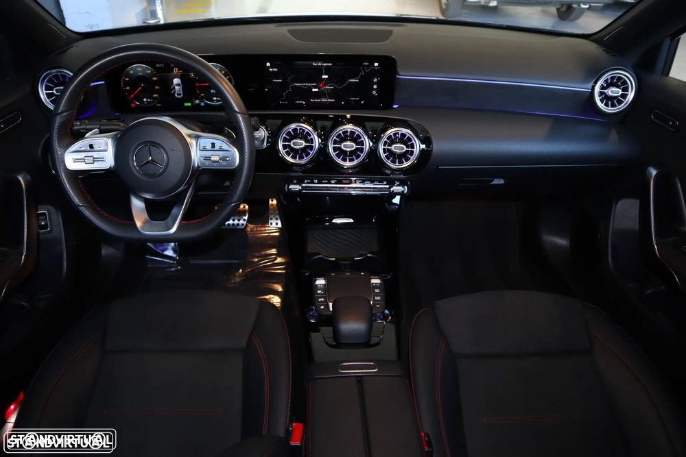 Mercedes-Benz A 250 Limousine e 8G-DCT AMG Line - 10