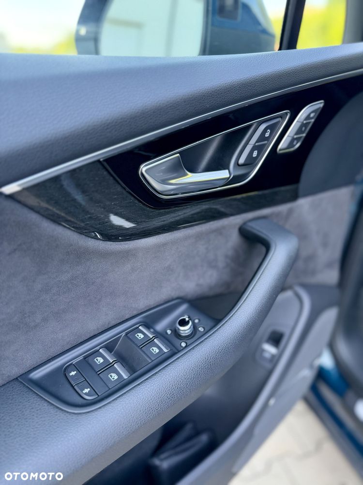 Audi Q7 - 13