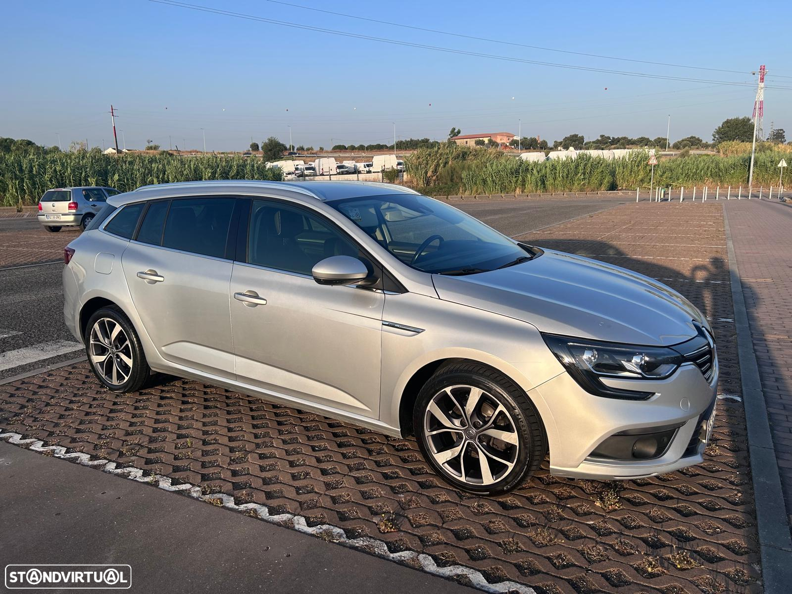Renault Mégane Sport Tourer 1.5 dCi Bose Edition J18 - 4