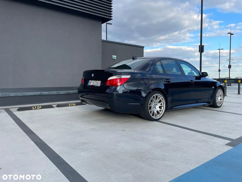 BMW Seria 5 530i - 11