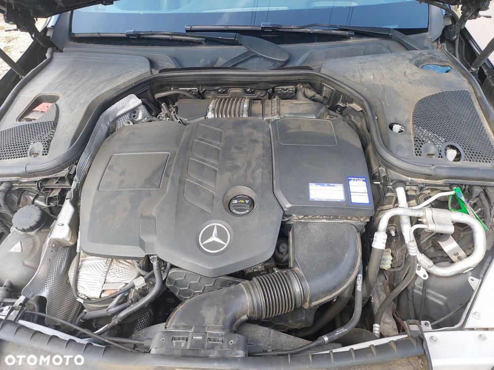 Mercedes-Benz Klasa E 220 d Business Edition 9G-TRONIC - 19