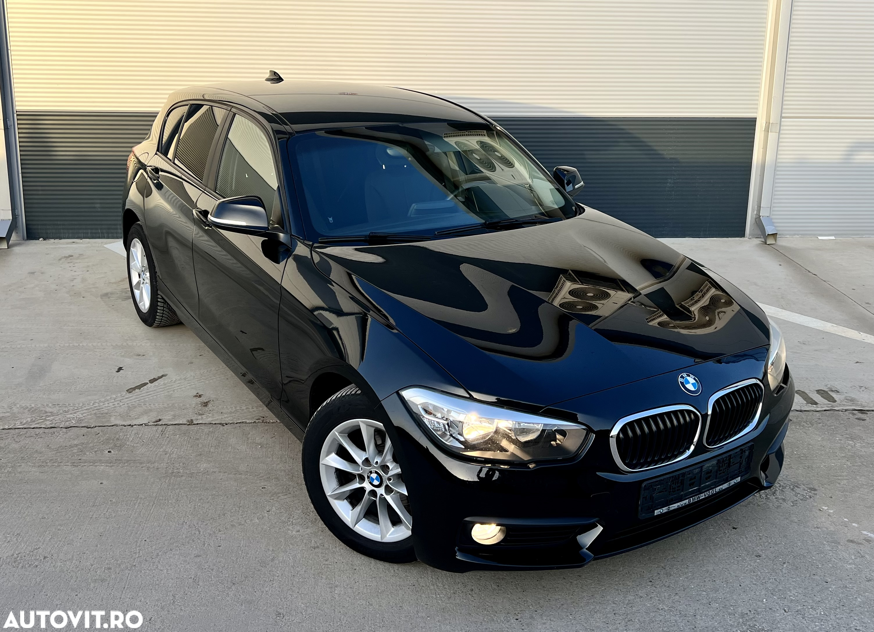 BMW Seria 1 118i Advantage - 37