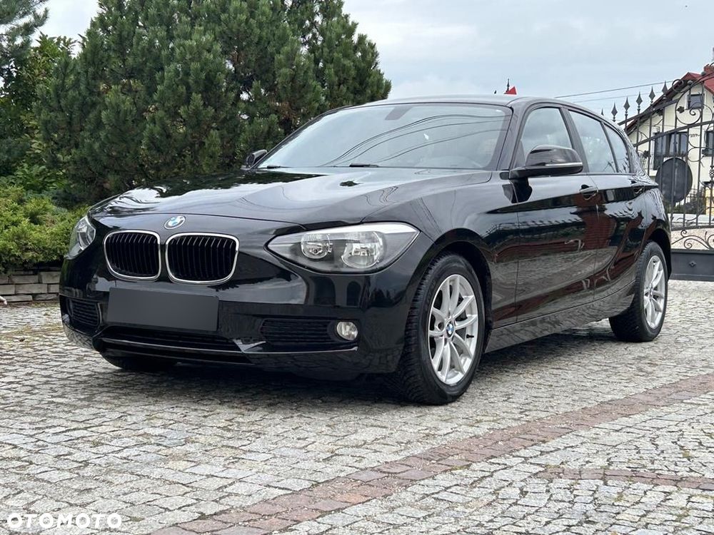 BMW Seria 1 116i - 22