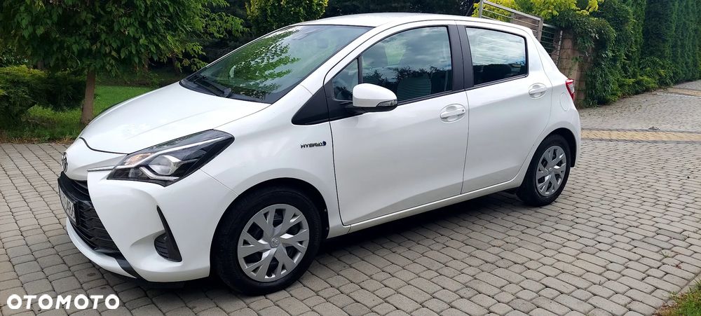 Toyota Yaris - 12