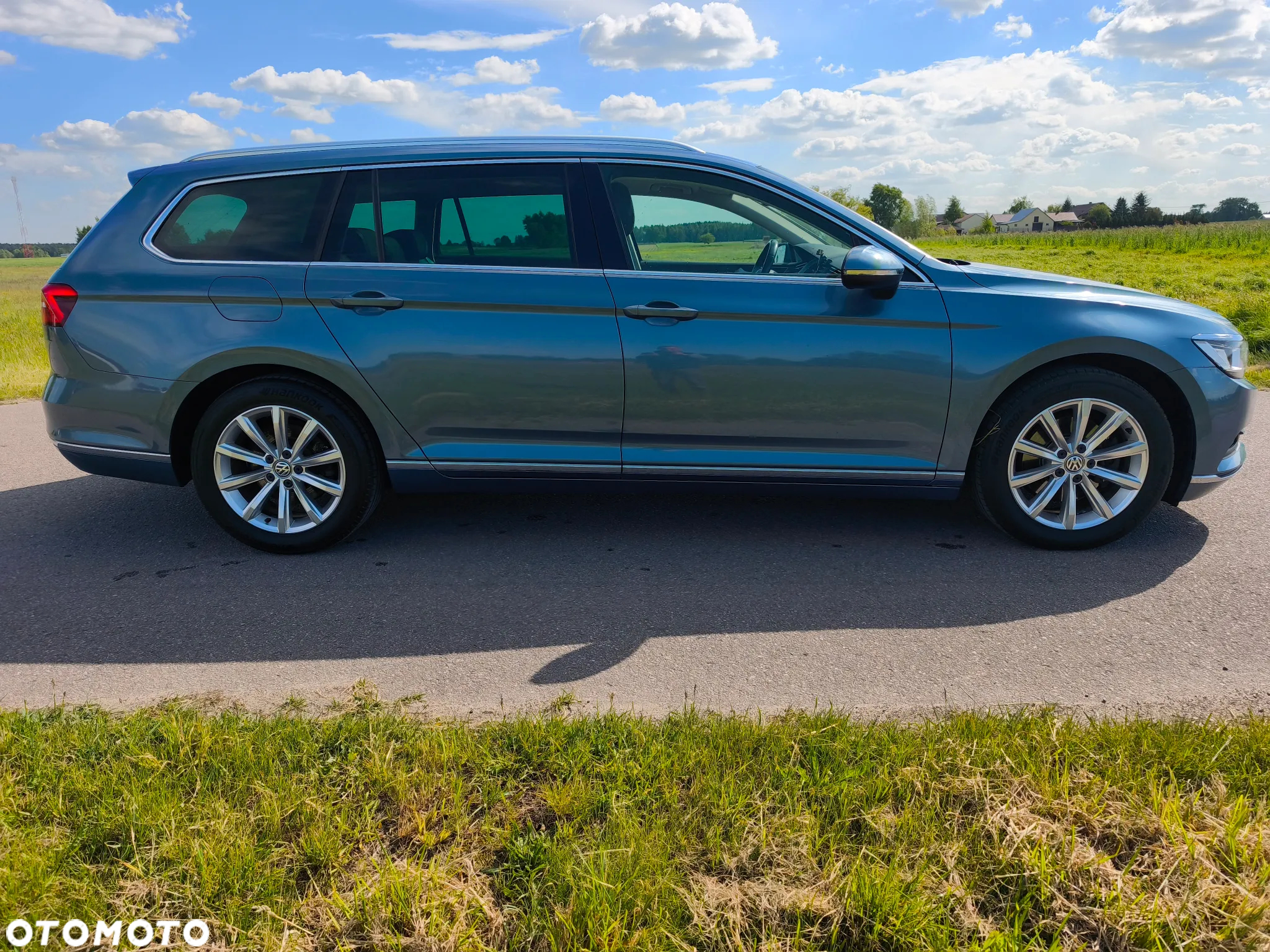 Volkswagen Passat Variant 1.6 TDI (BlueMotion Technology) DSG Comfortline - 4