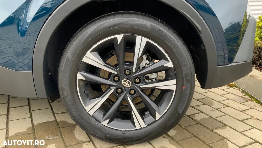 Toyota C-HR 1.8 HEV 140 CP 4x2 CVT Dynamic - 27