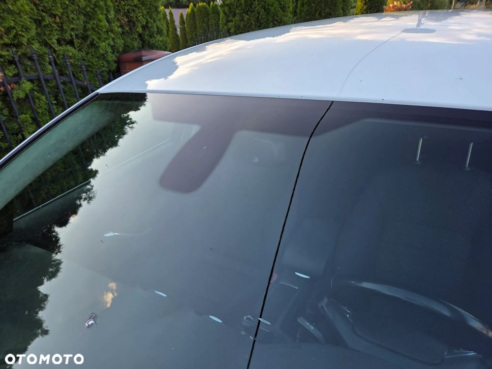 Ford Mondeo - 25