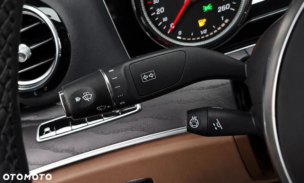 Mercedes-Benz Klasa E 220 d AMG/Avantgarde - 16