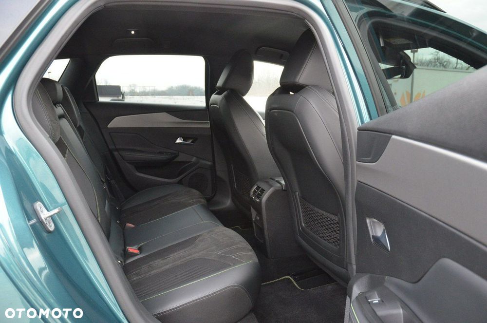 Peugeot 308 BlueHDi 130 EAT8 GT - 39