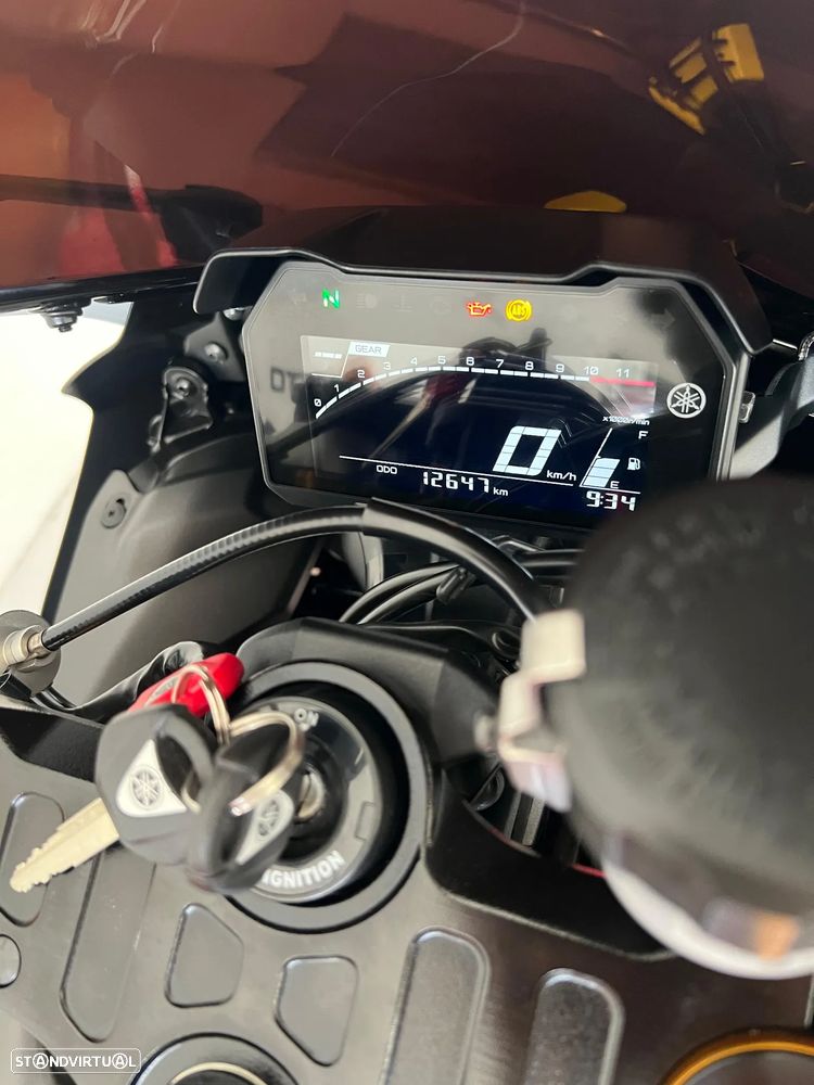 Yamaha R 7 - Edição 60º Aniversário - 14