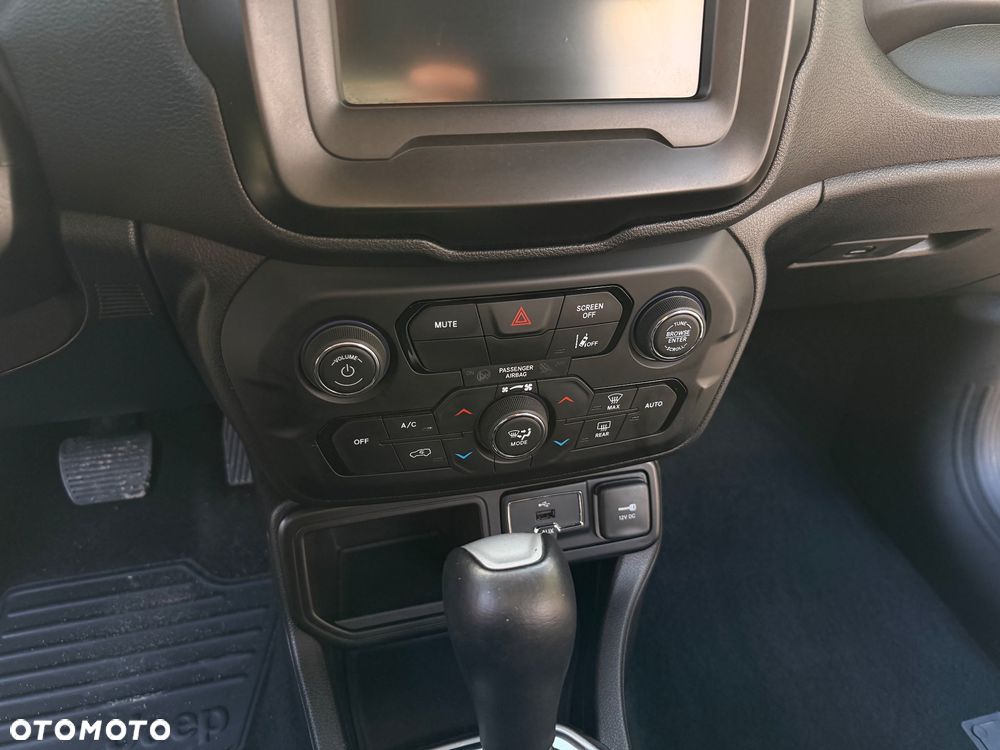 Jeep Renegade 1.5 T4 mHEV Limited FWD S&S DCT - 13