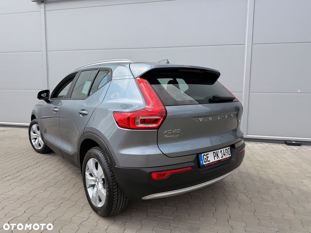 Volvo XC 40 D3 Momentum Pro - 36