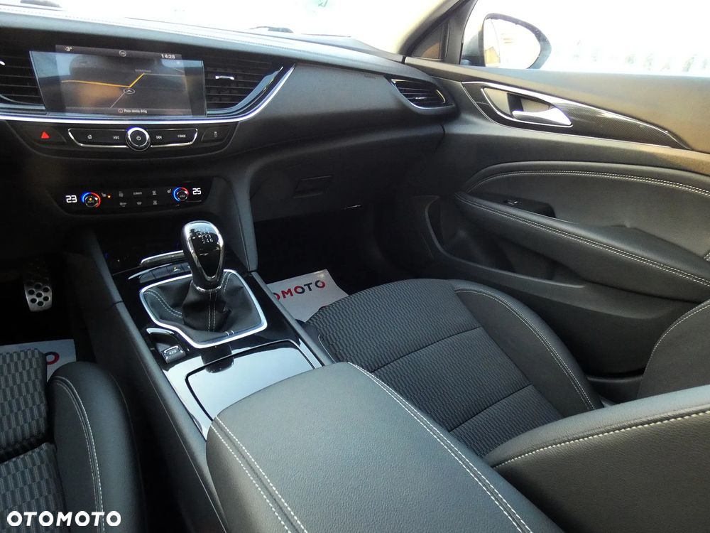 Opel Insignia CT 2.0 CDTI Exclusive S&S - 9