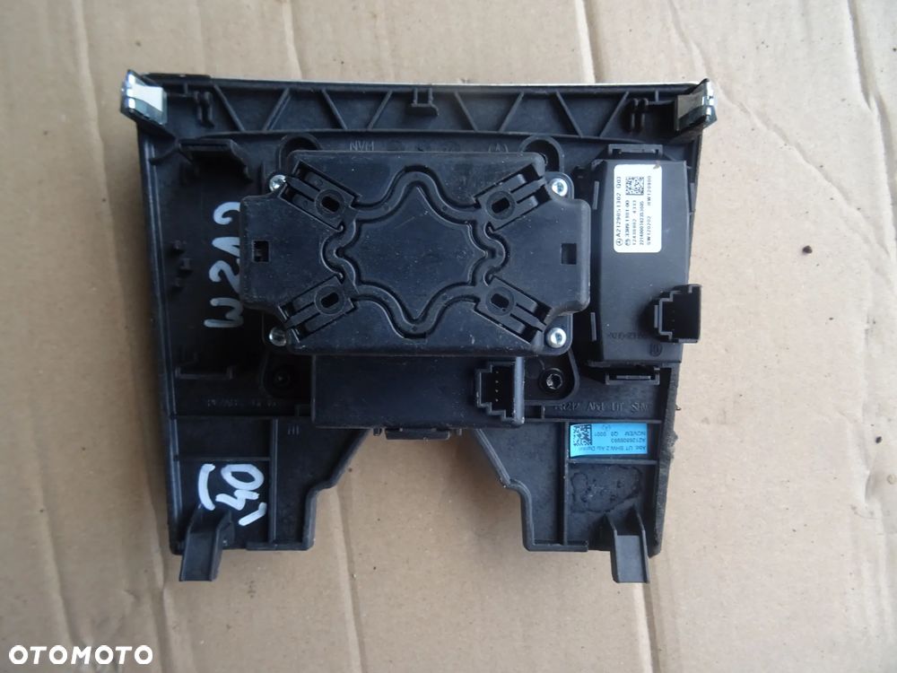 Panel Pokrętło Radia Mercedes W212 - 2