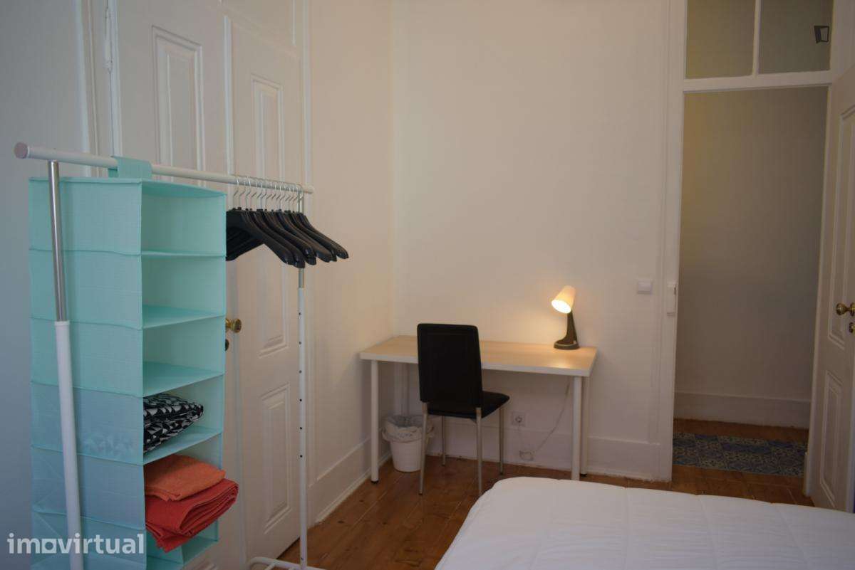 Quarto - localizado em Bairro Alto Lisbon - Grande imagem: 3/12