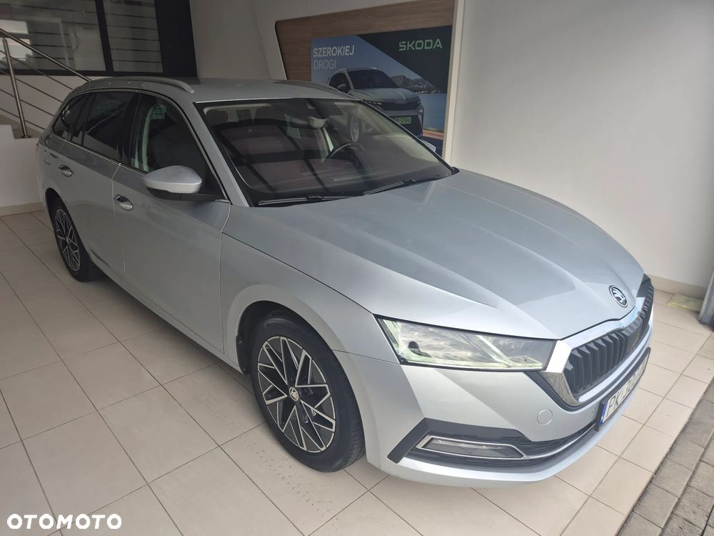 Skoda Octavia 2.0 TDI Style DSG - 1