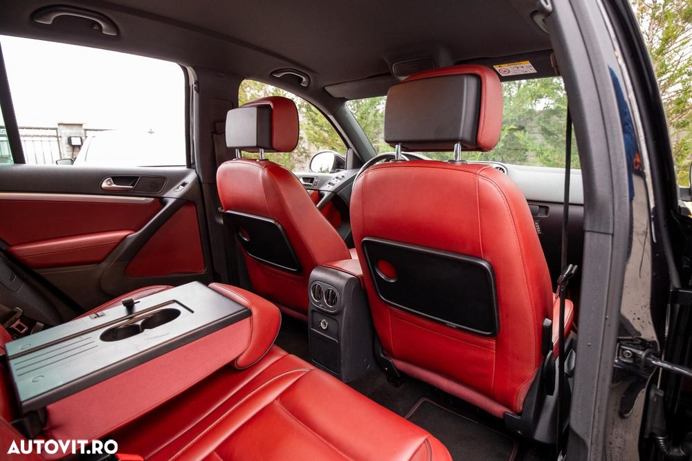 Volkswagen Tiguan 2.0 TDI 4Motion DSG BMT Sport & Style - 10