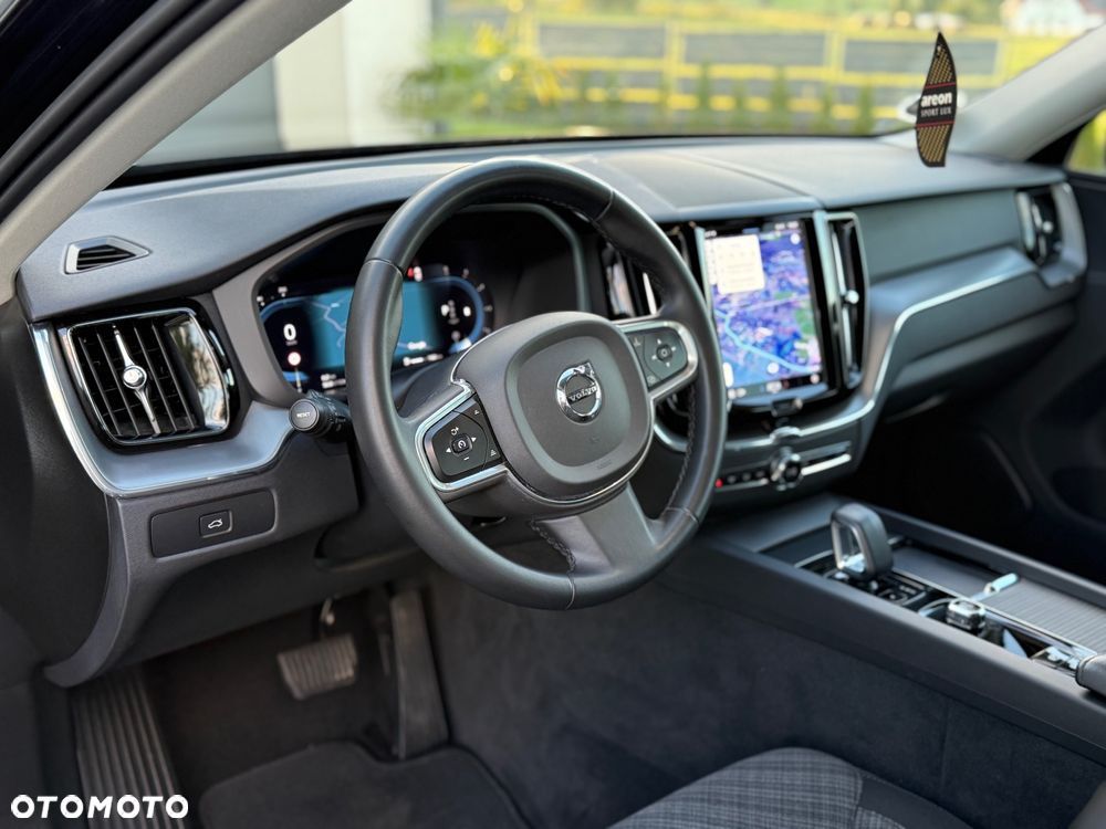 Volvo XC 60 B4 D Geartronic Momentum Pro - 13