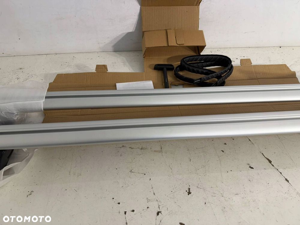 reling dachowy komplet klucz audi q5 80a eu - 3