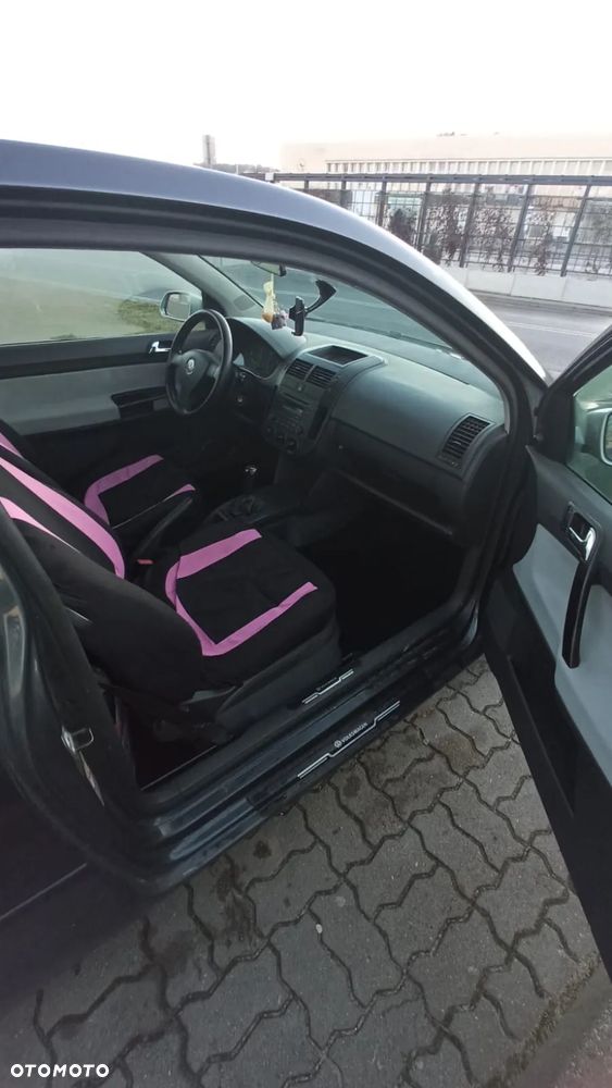 Volkswagen Polo 1.4 TDI DPF BlueMotion - 10