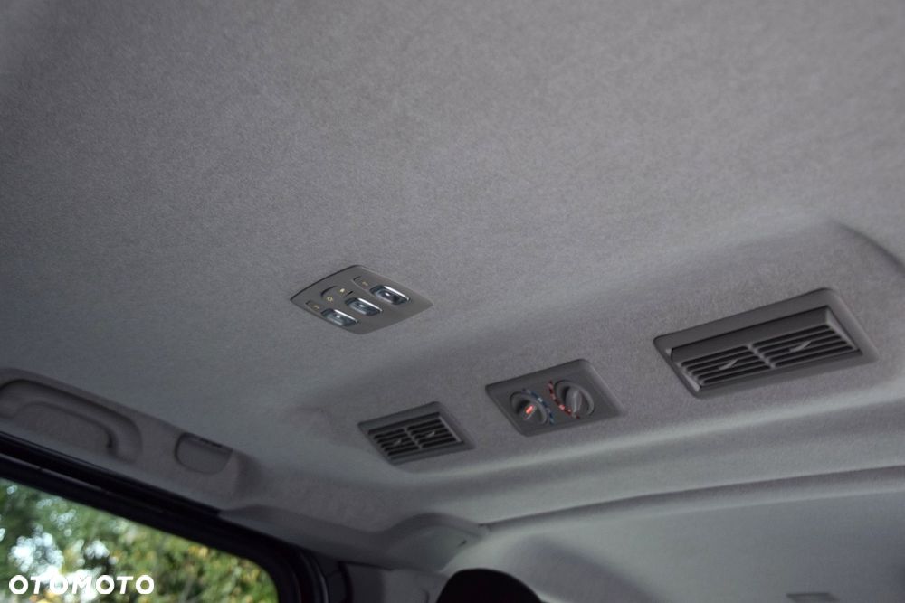 Renault Trafic - 12