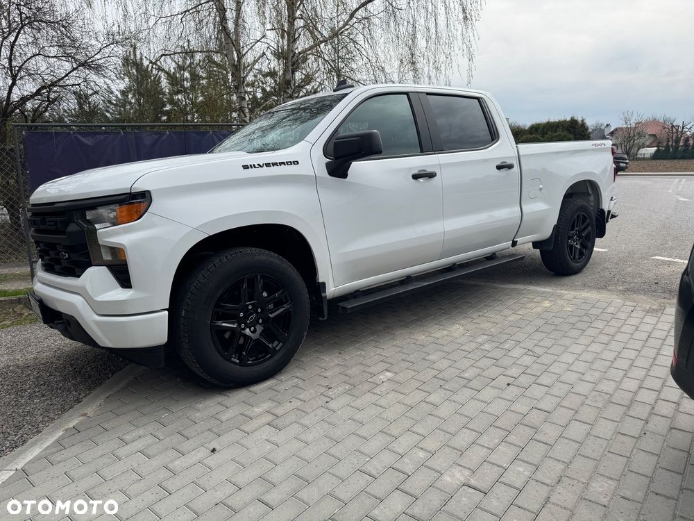 Chevrolet Silverado - 6