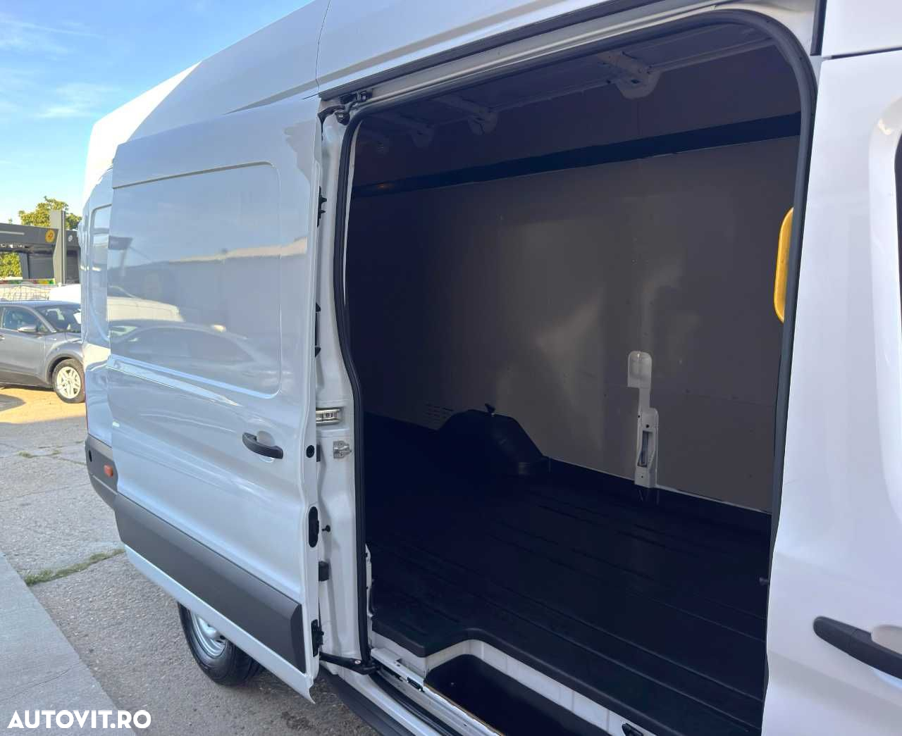 Ford TRANSIT L4H3 - 15