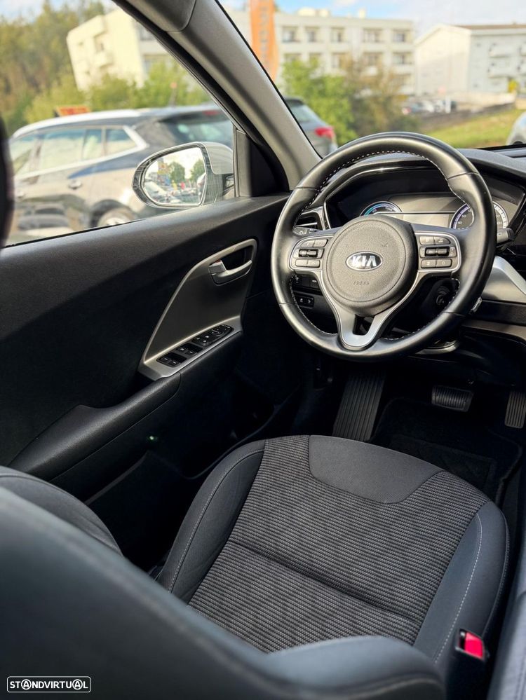 Kia Niro - 27