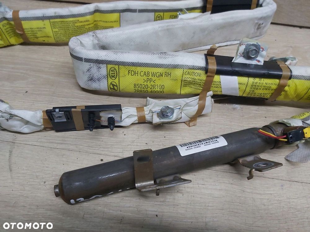 HYUNDAI i30 I CW Kurtyna prawa AIr bag Kombi 85020-2R500 - 2